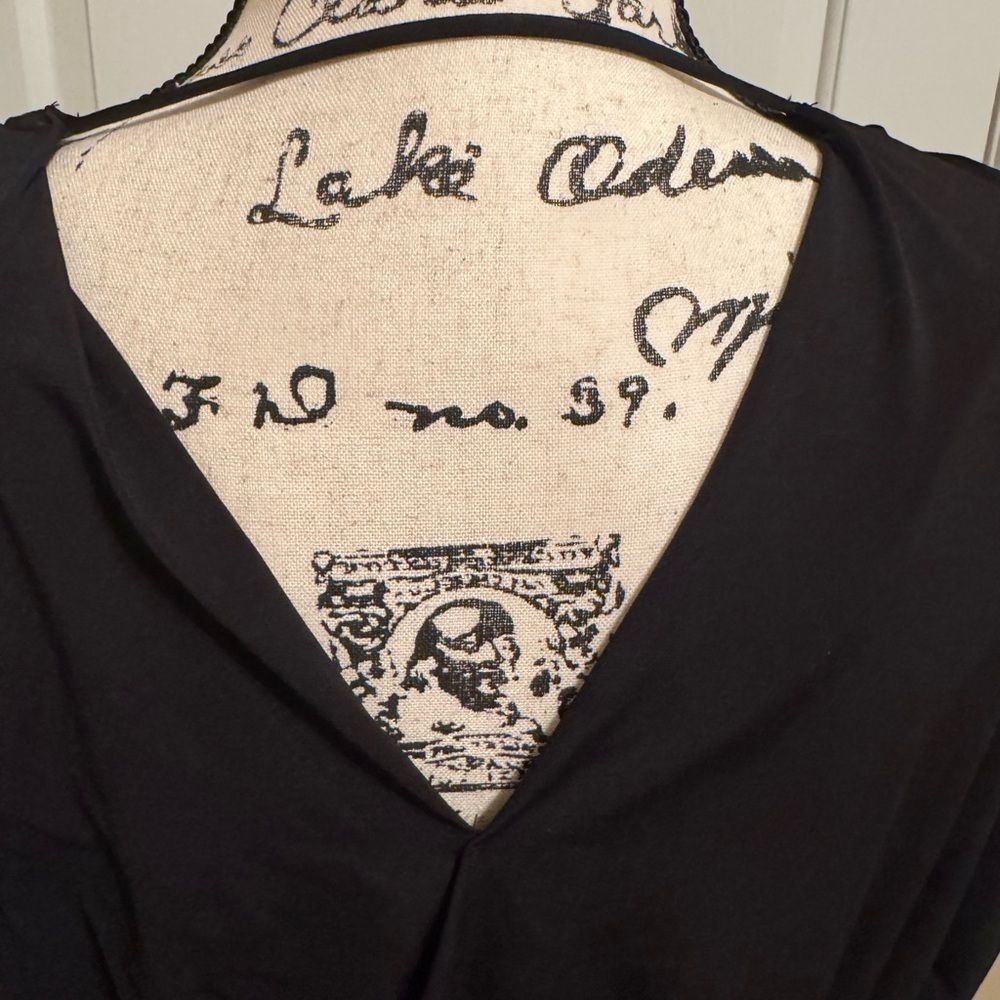 I.N.C. International Concepts Women’s Surplice V-Neck Top Black Small NWT - Picture 7 of 8